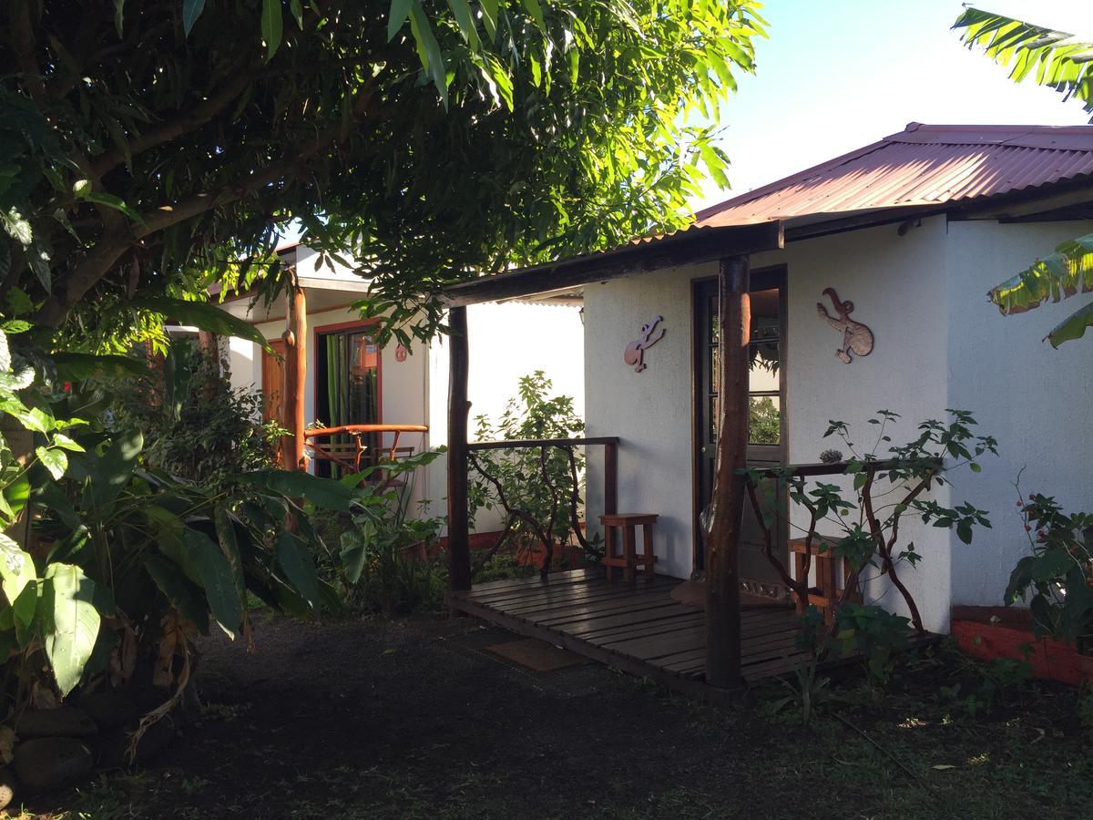 Cabanas Hinariru Nui Hanga Roa Bagian luar foto